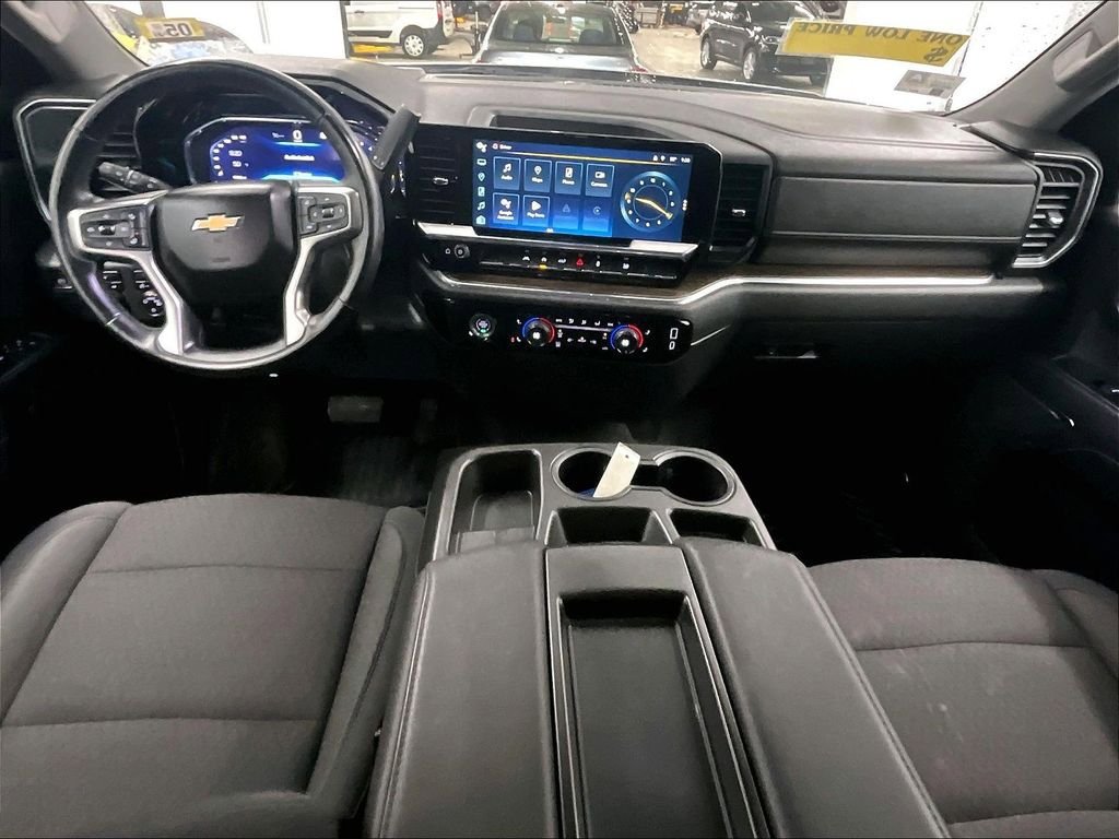 Used 2023 Chevrolet Silverado 1500 LT AWD/4WD image 21