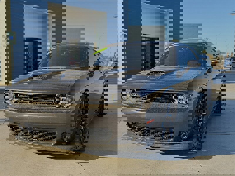 Used 2019 Dodge Challenger R/T image 5