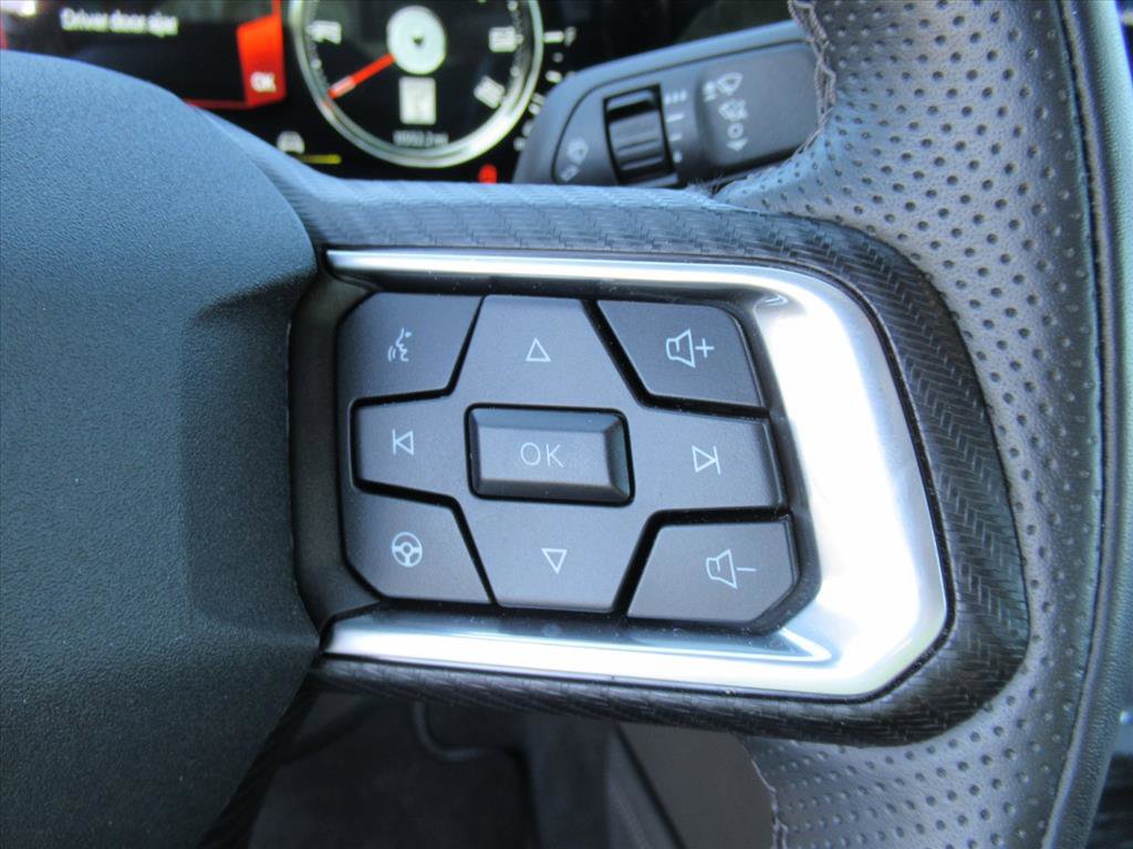 Used 2024 Ford Mustang Premium image 19