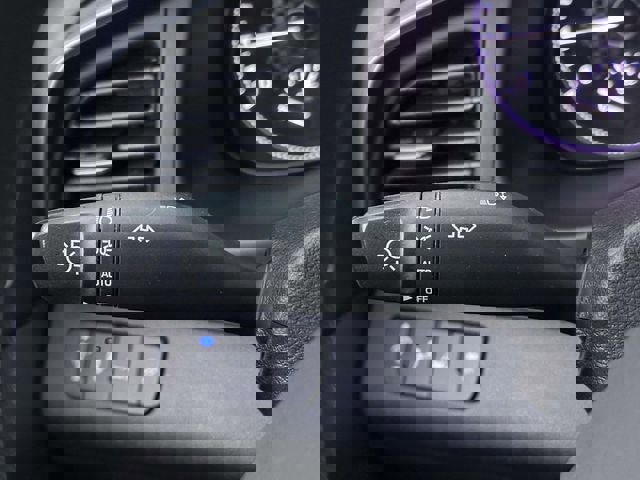 Used 2020 Hyundai Elantra SEL w/ Cargo Package (C1) image 39