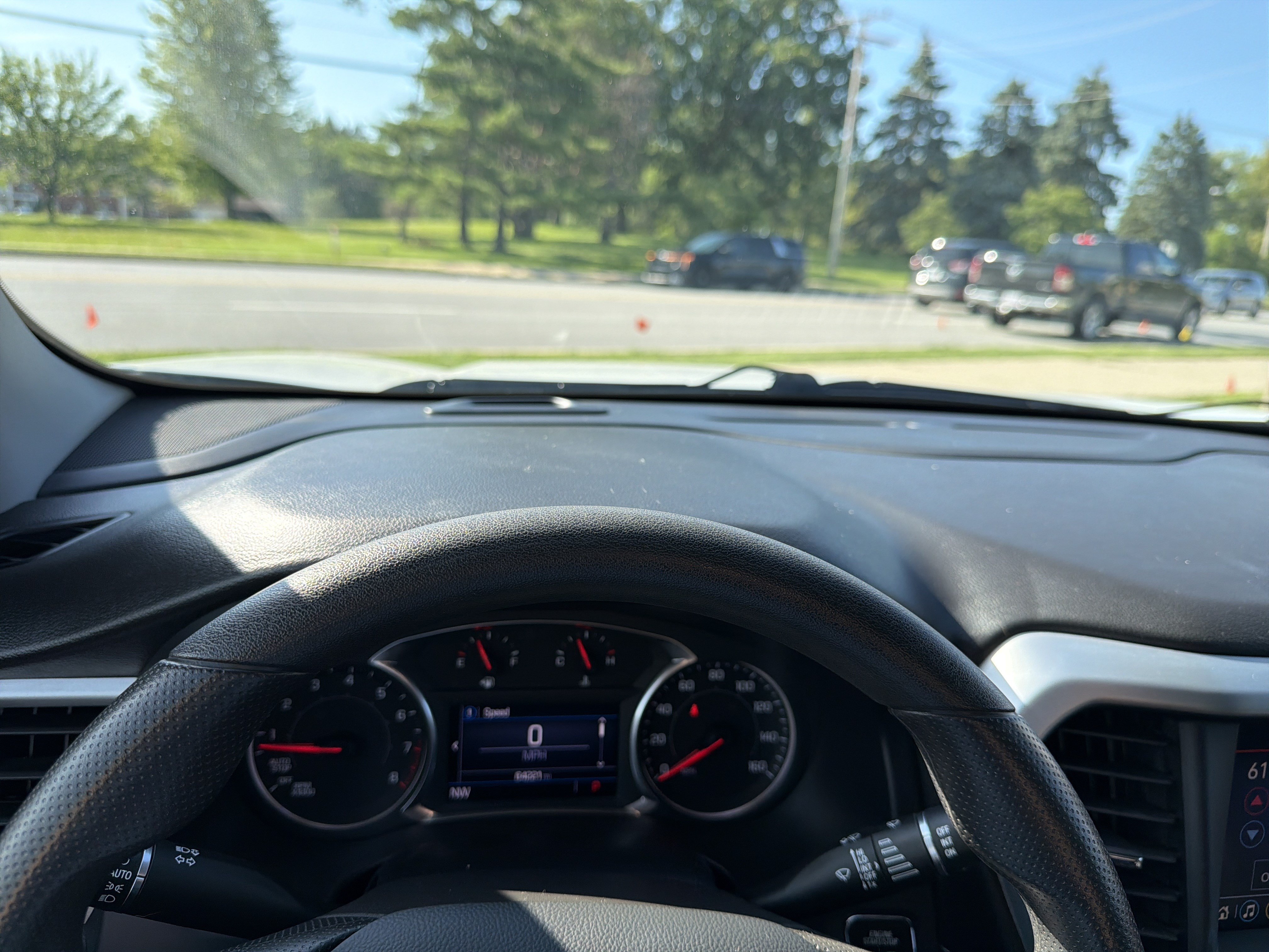 Used 2021 GMC Acadia SLE w/ Driver Convenience Package AWD/4WD image 33