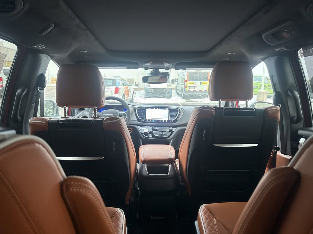 New 2026 Chrysler Pacifica Pinnacle image 46