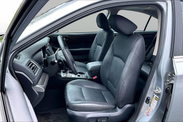 Used 2017 Subaru Legacy 2.5i Limited AWD/4WD image 11