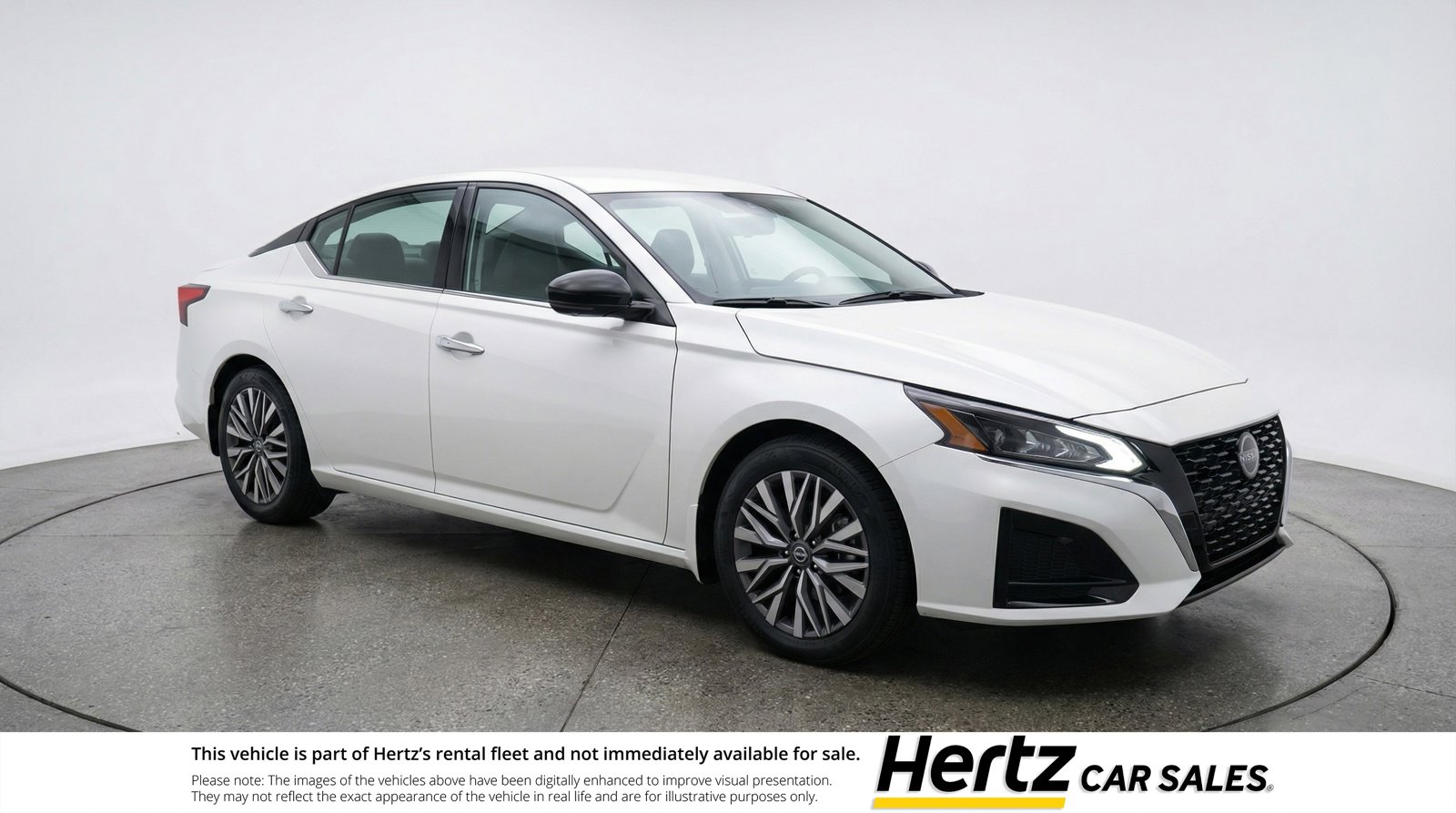 Used 2025 Nissan Altima 2.5 SV image 1