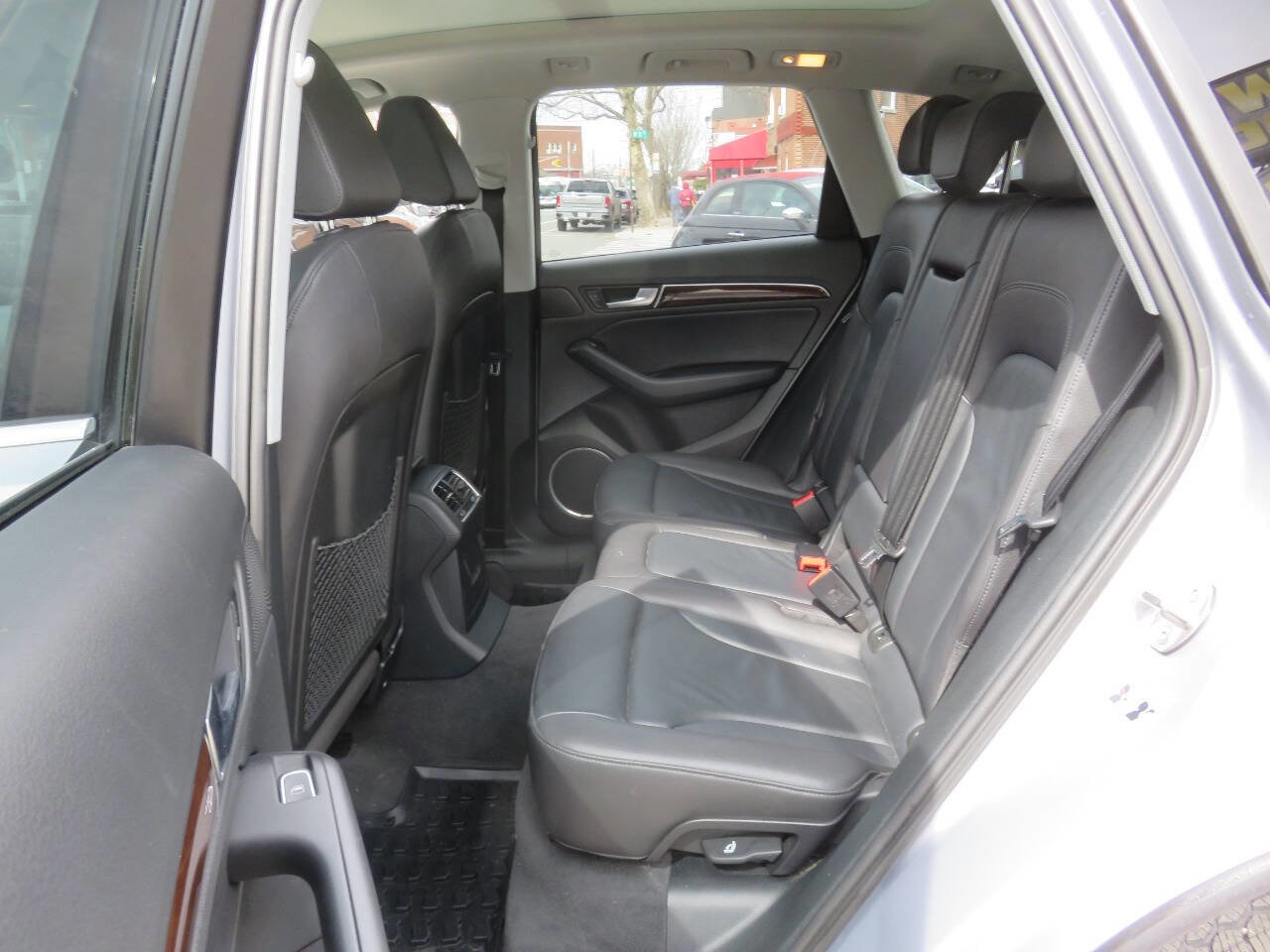 Used 2016 Audi Q5 2.0T Premium Plus w/ Technology Package image 21