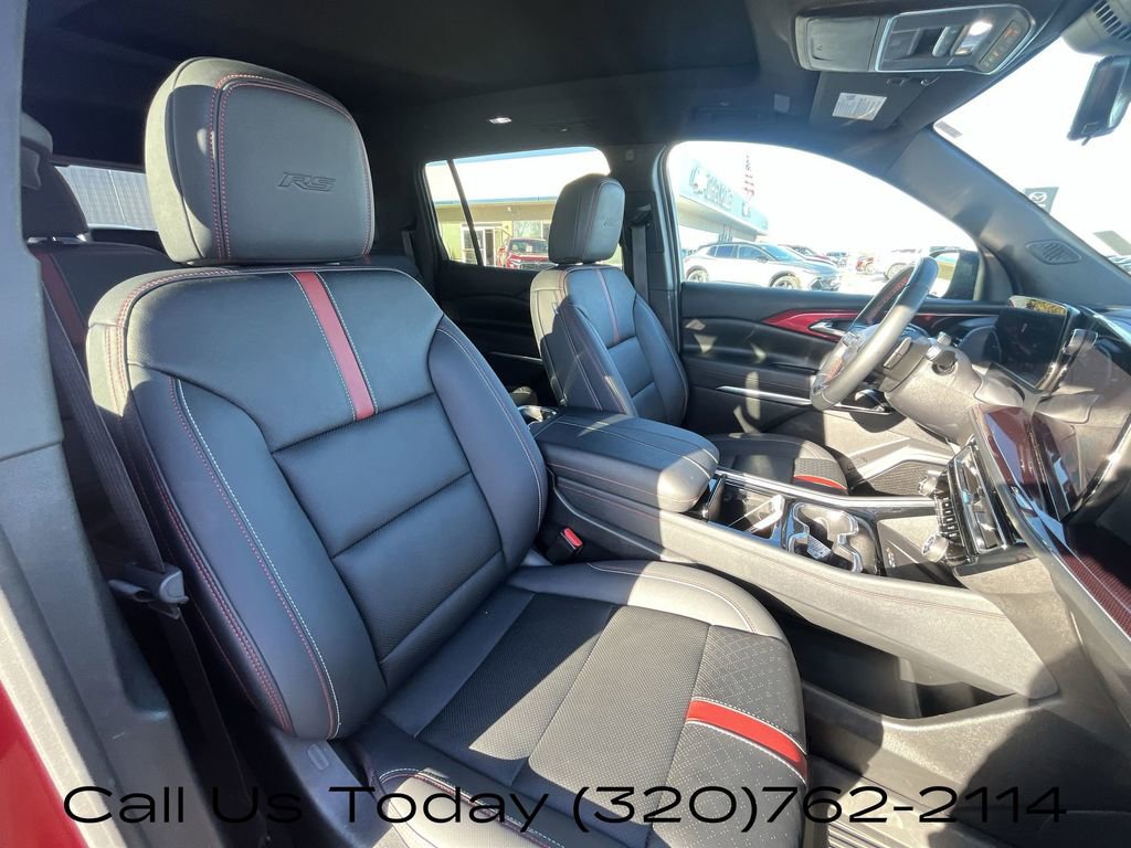 Certified 2024 Chevrolet Traverse RS w/ LPO, Floor Liner Package AWD/4WD image 31