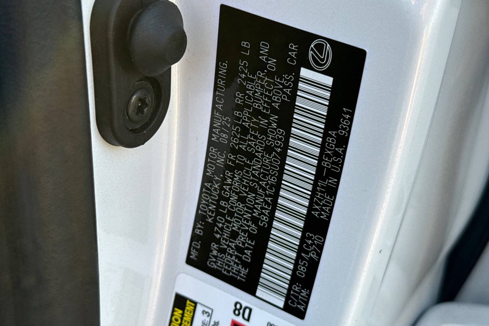 Certified 2025 Lexus ES 300h w/ Accessory Package (Z1) FWD image 24