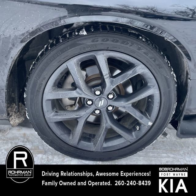 Used 2023 Dodge Challenger GT w/ Blacktop Package image 11