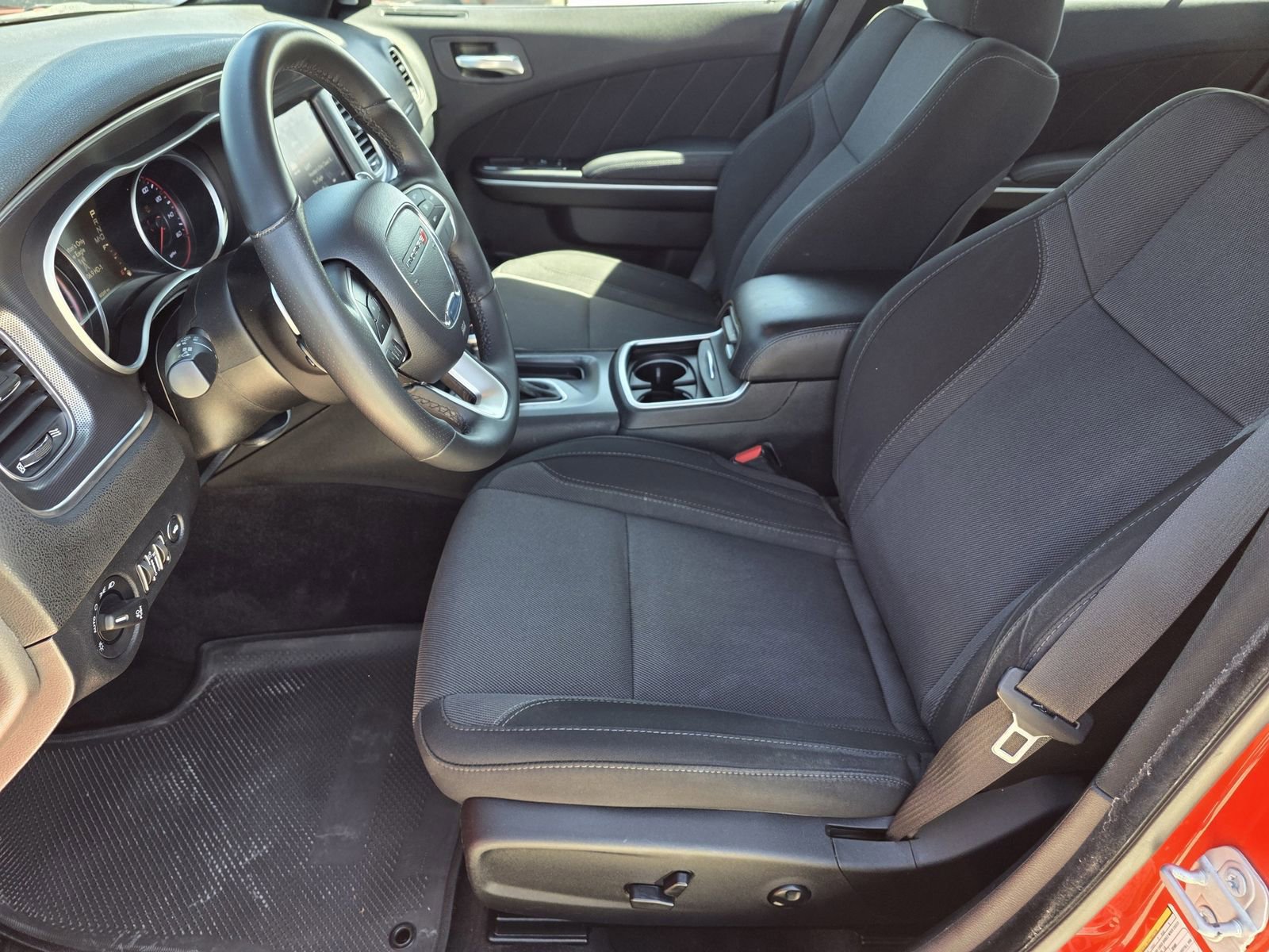 Used 2018 Dodge Charger R/T image 15