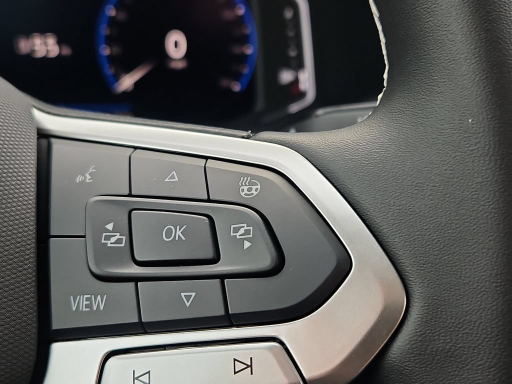 New 2026 Volkswagen Taos SEL AWD/4WD image 14