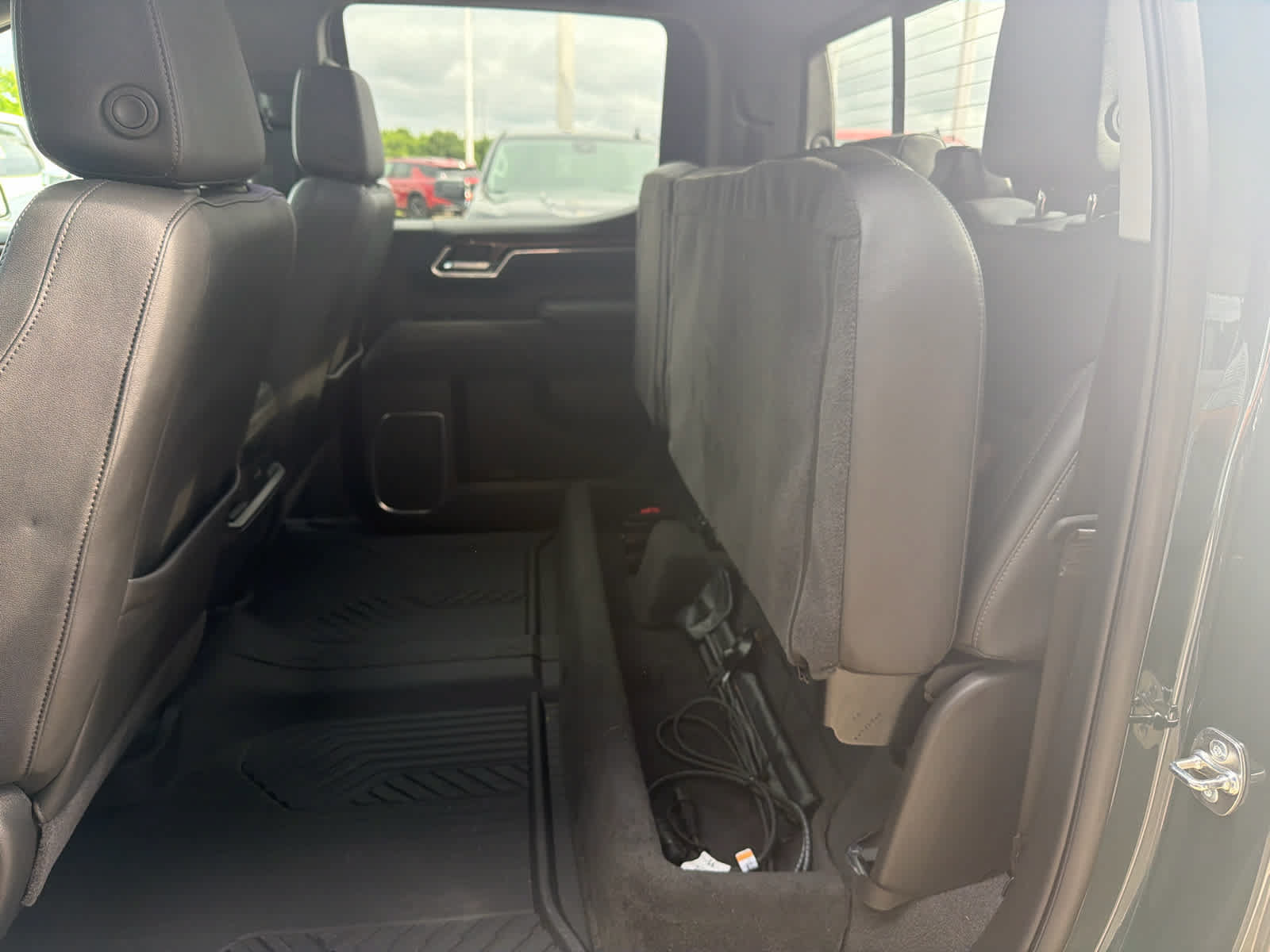 Used 2026 Chevrolet Silverado 1500 LT Trail Boss w/ LT Trail Boss Premium Package AWD/4WD image 27