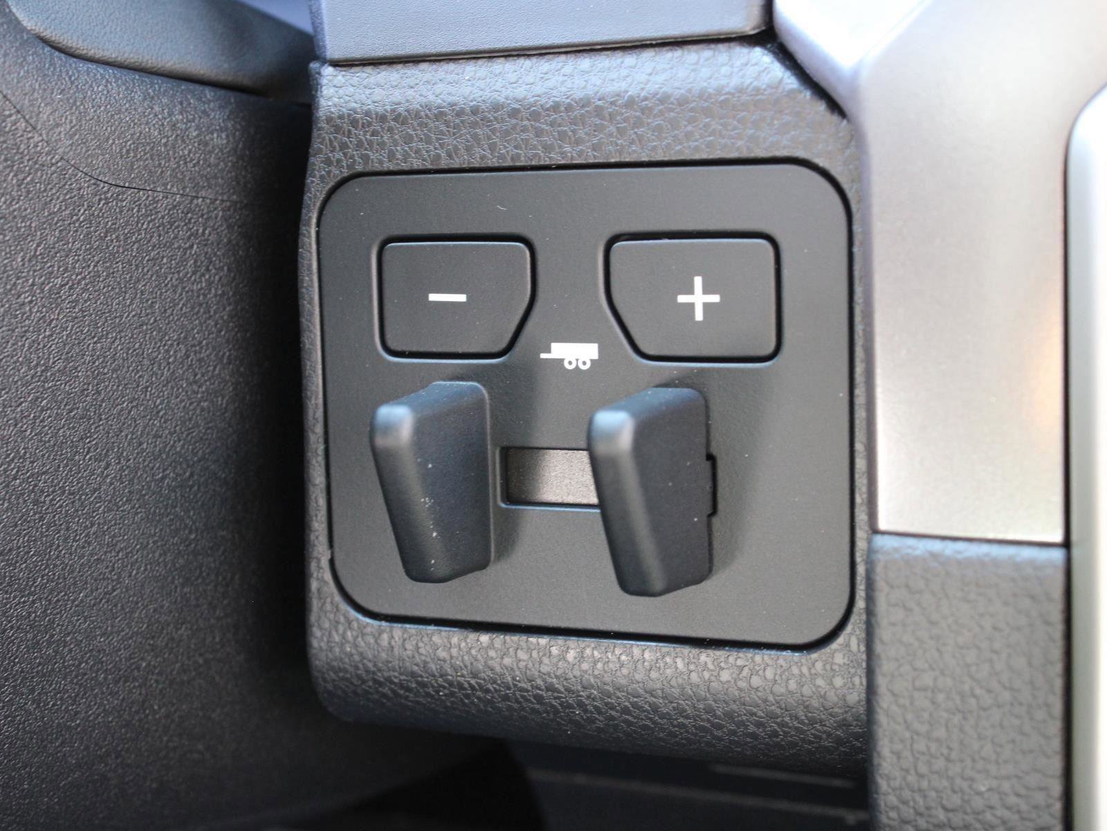 New 2025 Toyota Tacoma SR5 image 24