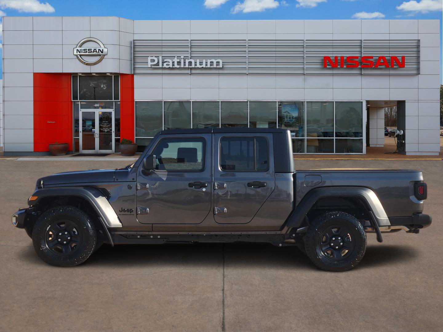 Used 2026 Jeep Gladiator Sport AWD/4WD image 3