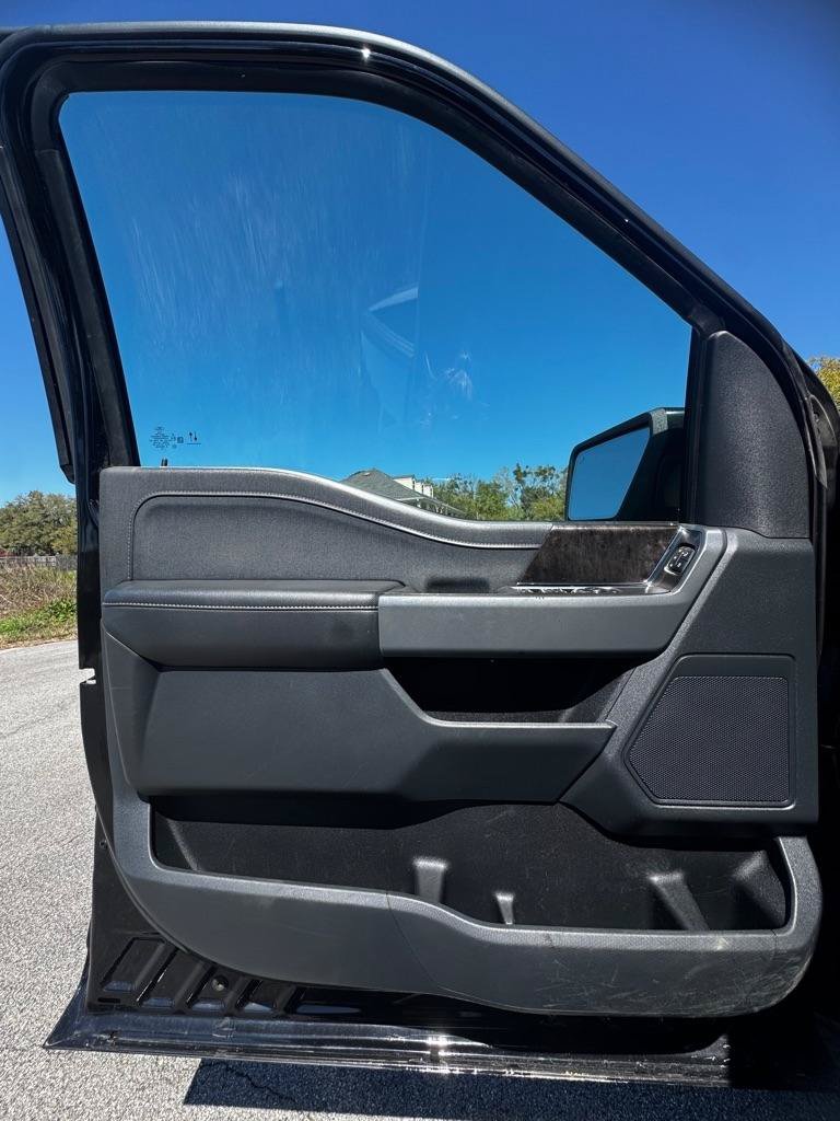 Used 2021 Ford F150 Lariat w/ Trailer Tow Package AWD/4WD image 9
