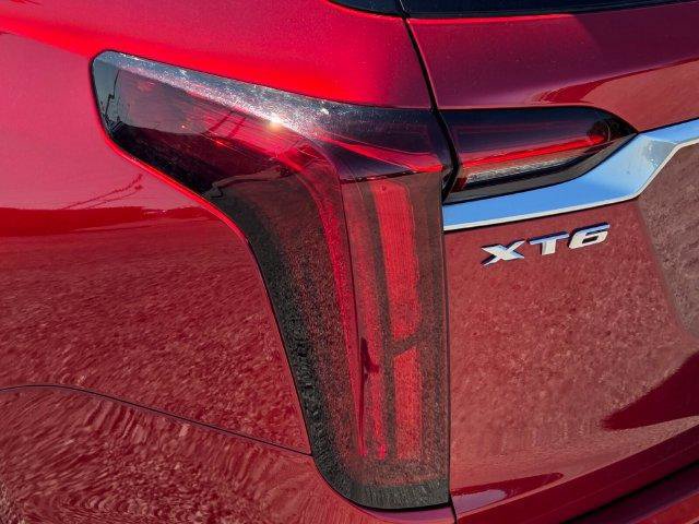 Used 2022 Cadillac XT6 Premium Luxury FWD image 11