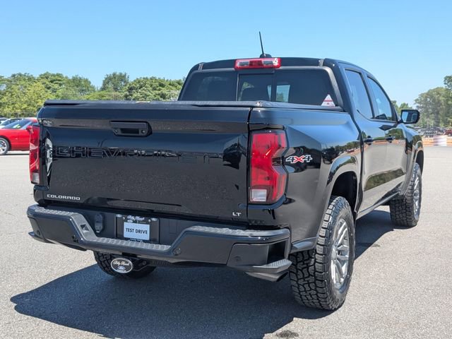 Used 2023 Chevrolet Colorado LT w/ LT Convenience Package II AWD/4WD image 3
