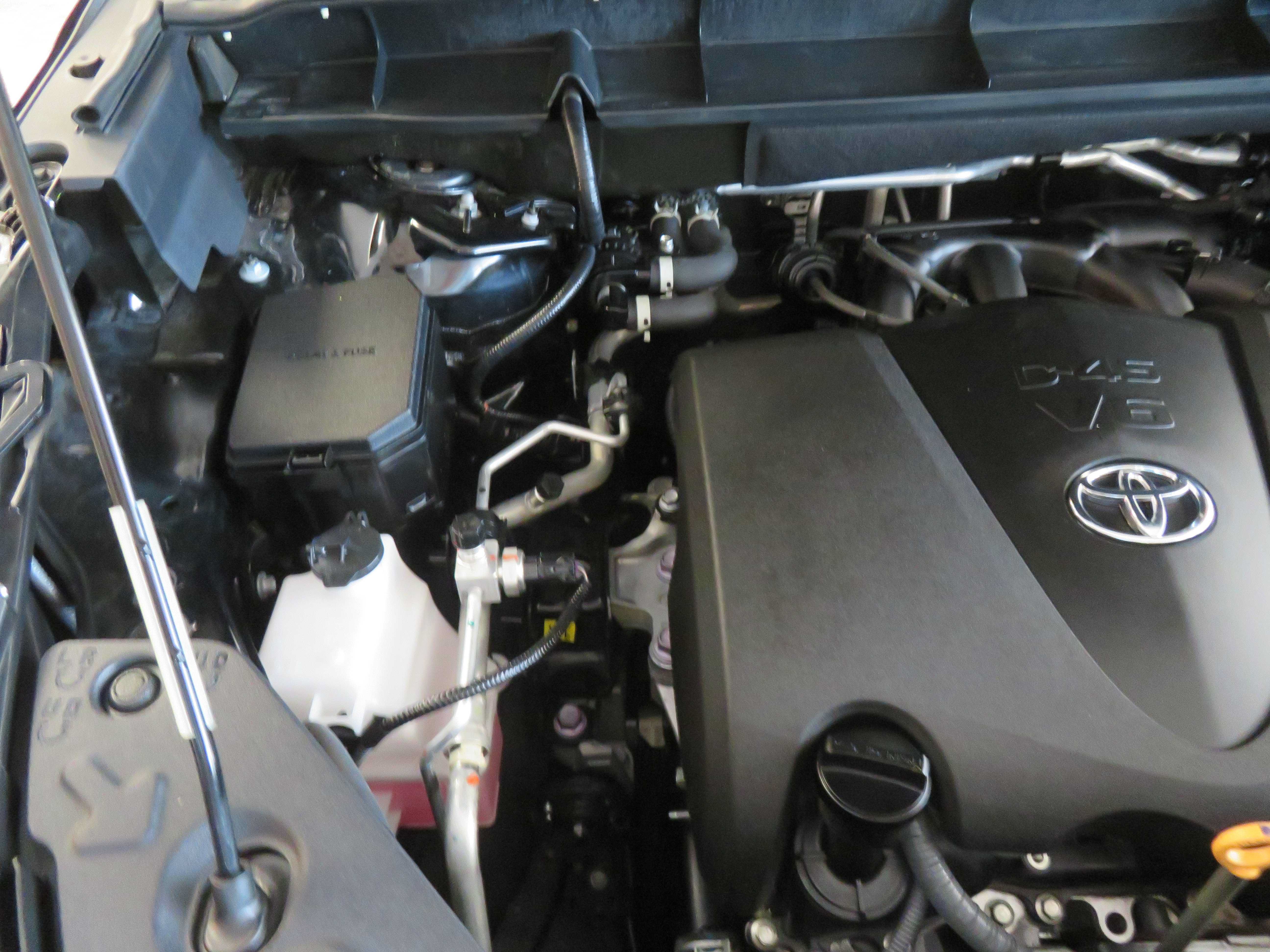 Used 2021 Toyota Highlander XSE AWD/4WD image 64