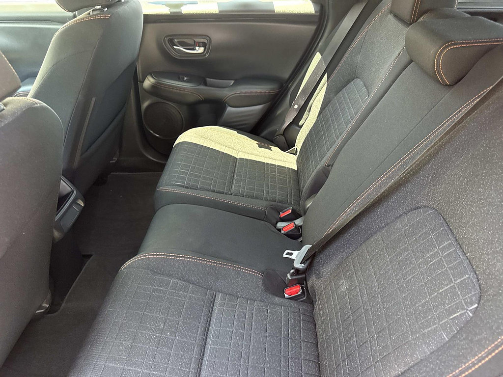 Certified 2025 Honda HR-V Sport image 16