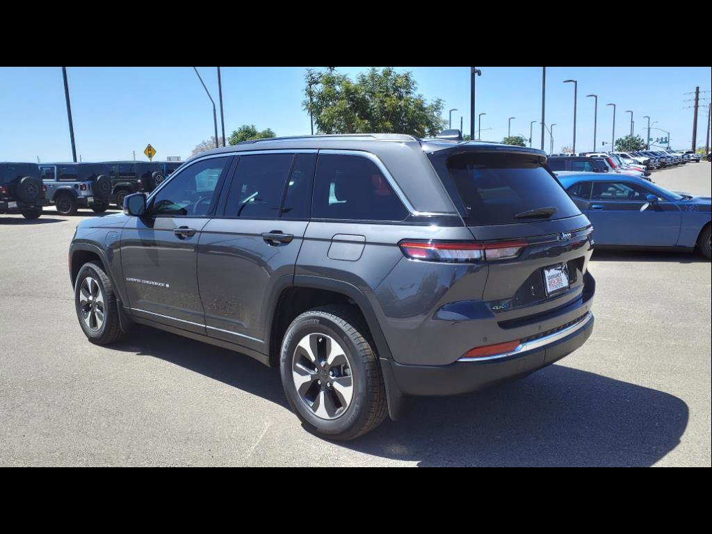 New 2024 Jeep Grand Cherokee Limited 4xe w/ Trailer Tow Package AWD/4WD image 4