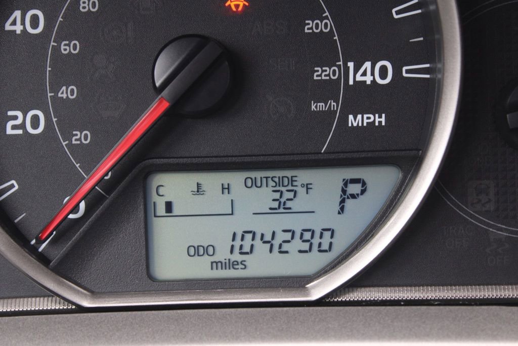 Used 2015 Toyota RAV4 XLE image 34