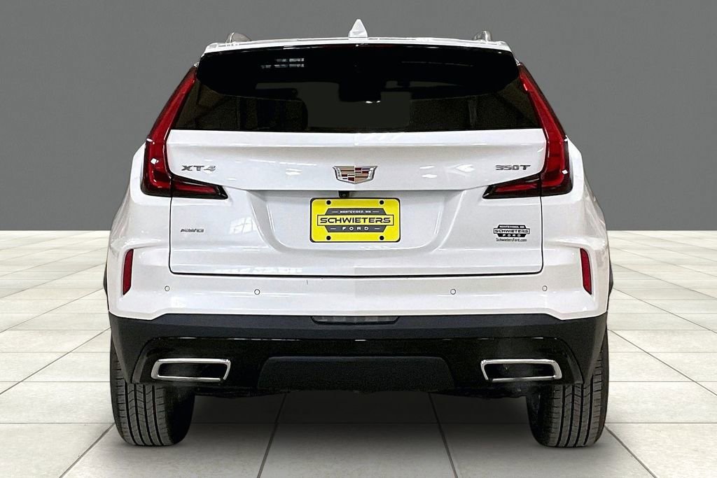 Used 2024 Cadillac XT4 Premium Luxury image 4