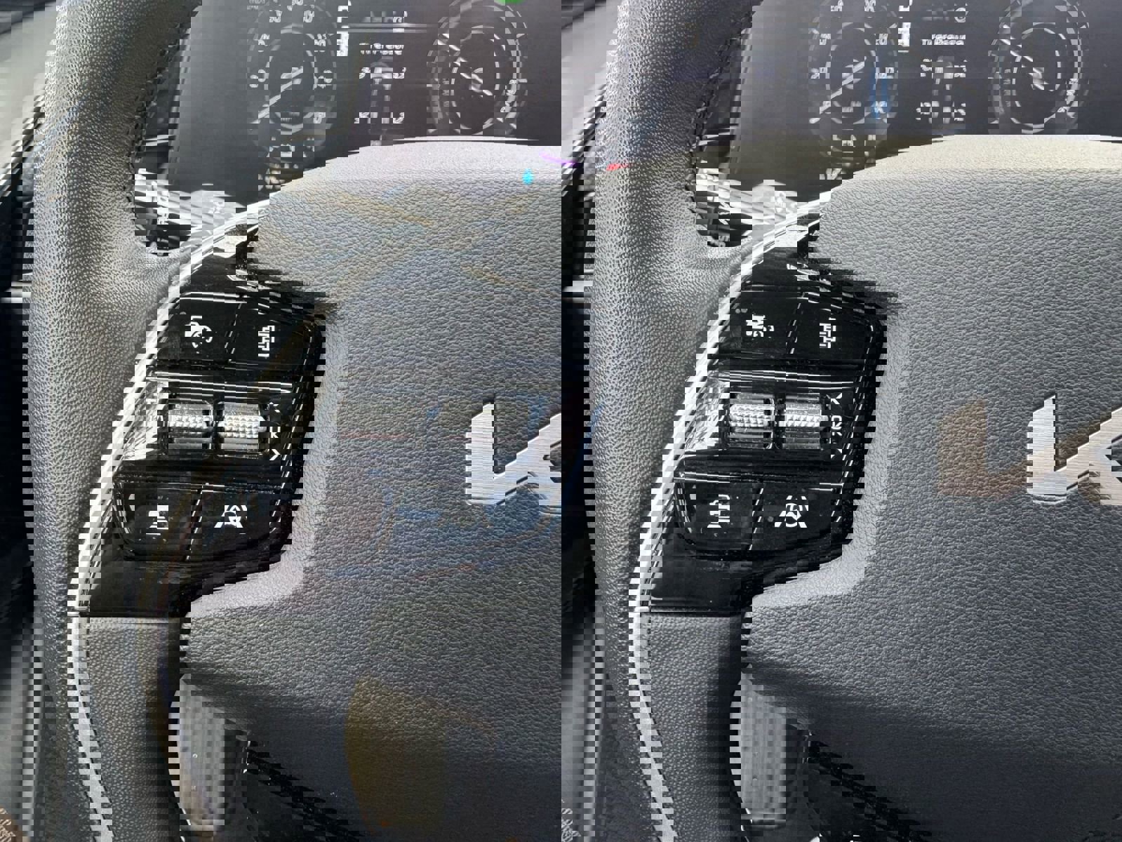 Used 2023 Kia Niro Wind w/ Wind Preserve Package FWD image 11