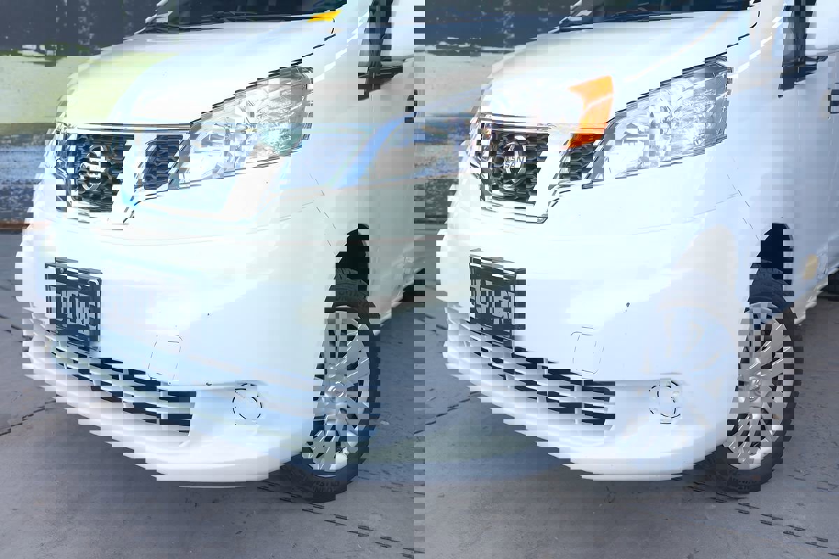 Used 2019 Nissan NV200 SV w/ Navigation Package image 10