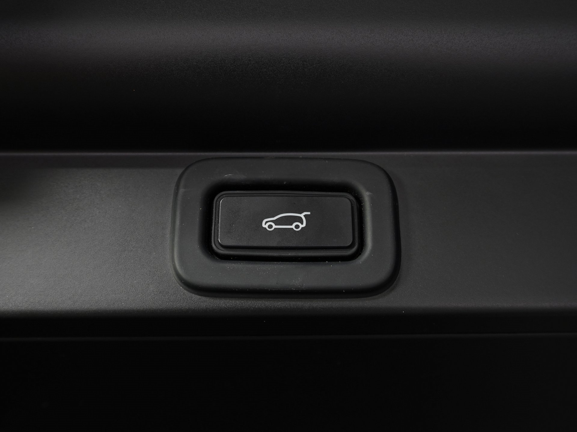 Used 2023 Land Rover Range Rover SE image 9
