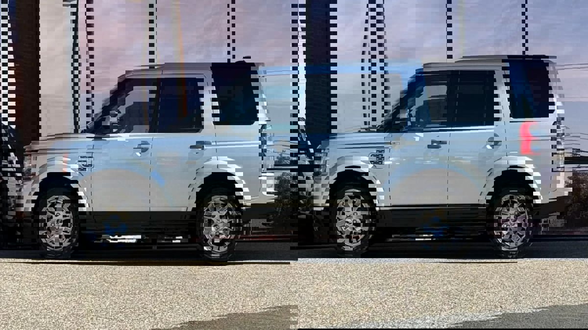 Used 2011 Land Rover LR4 HSE LUX image 6