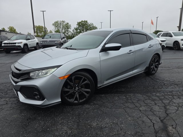 Used 2018 Honda Civic Sport image 2