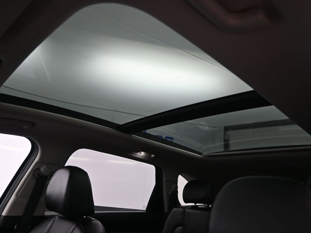 Certified 2021 Kia Sorento EX w/ Panoramic Sunroof Package FWD image 15