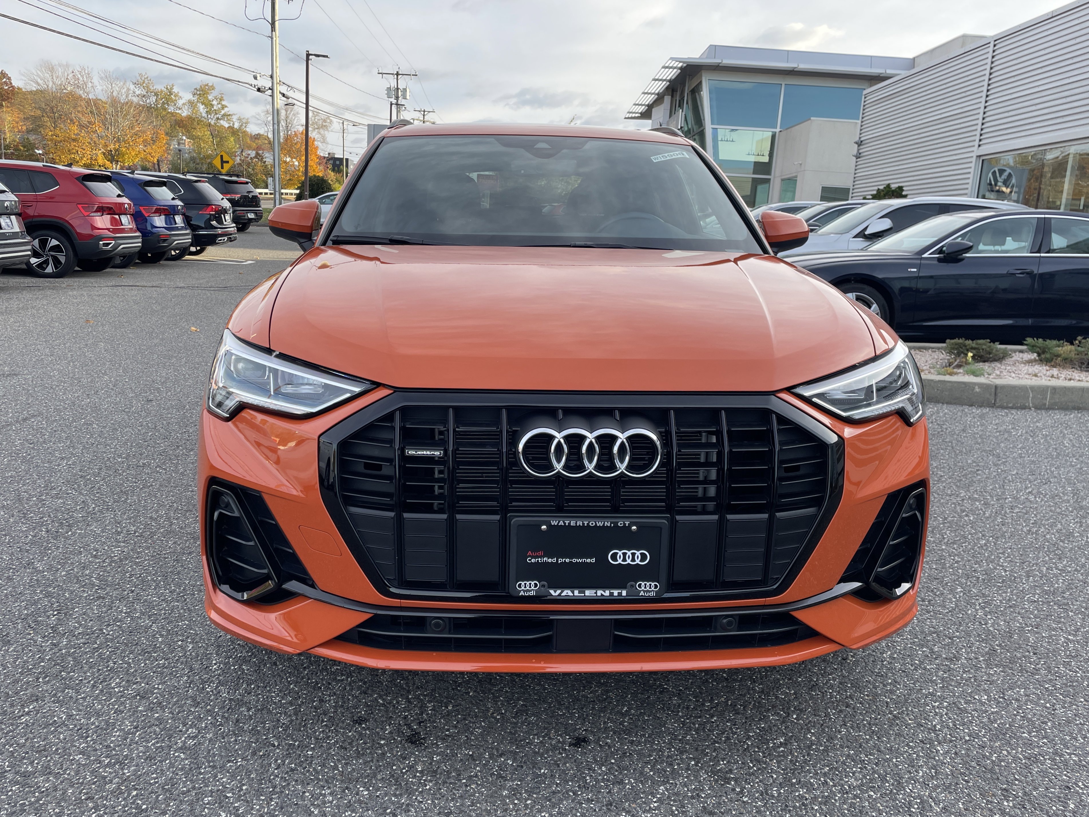 Certified 2025 Audi Q3 2.0T Premium w/ Convenience Package AWD/4WD image 2