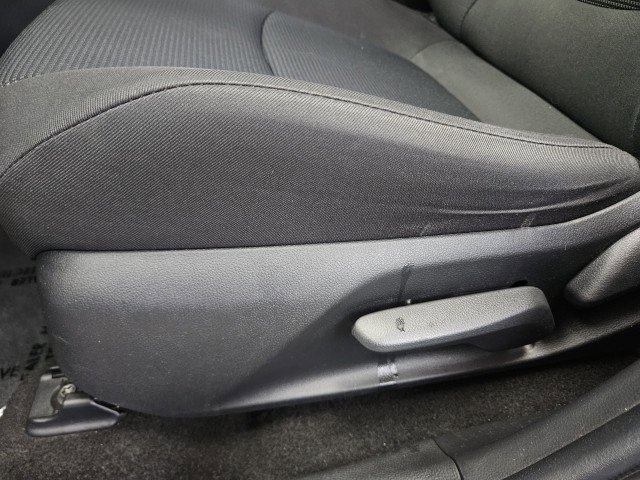Used 2023 Toyota RAV4 LE image 30