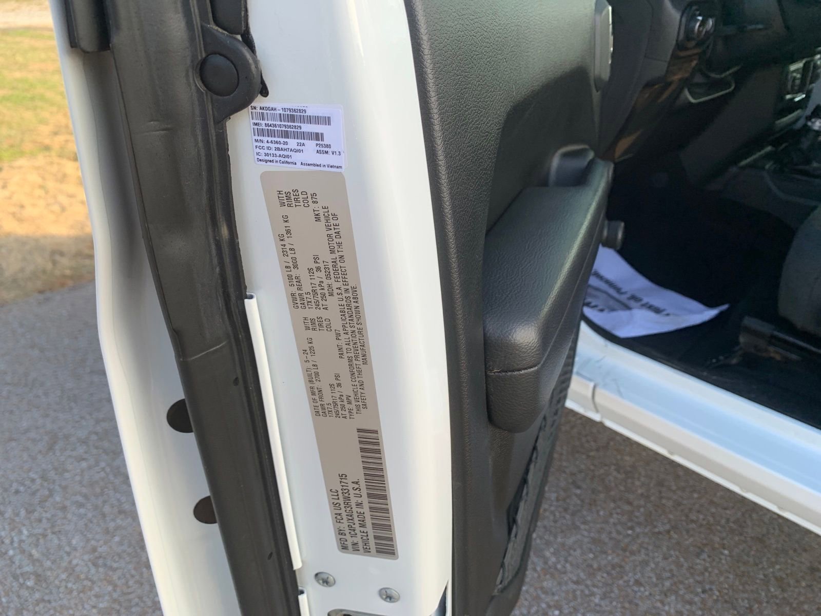 Used 2024 Jeep Wrangler Sport image 29