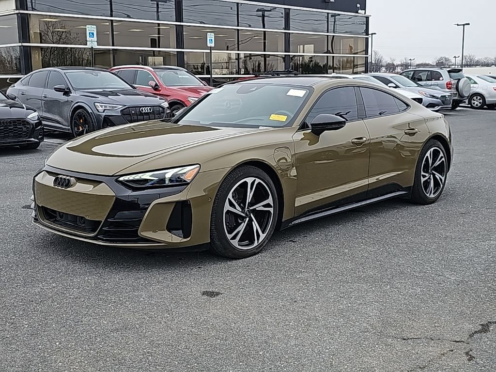 Used 2023 Audi e-tron GT Prestige image 15