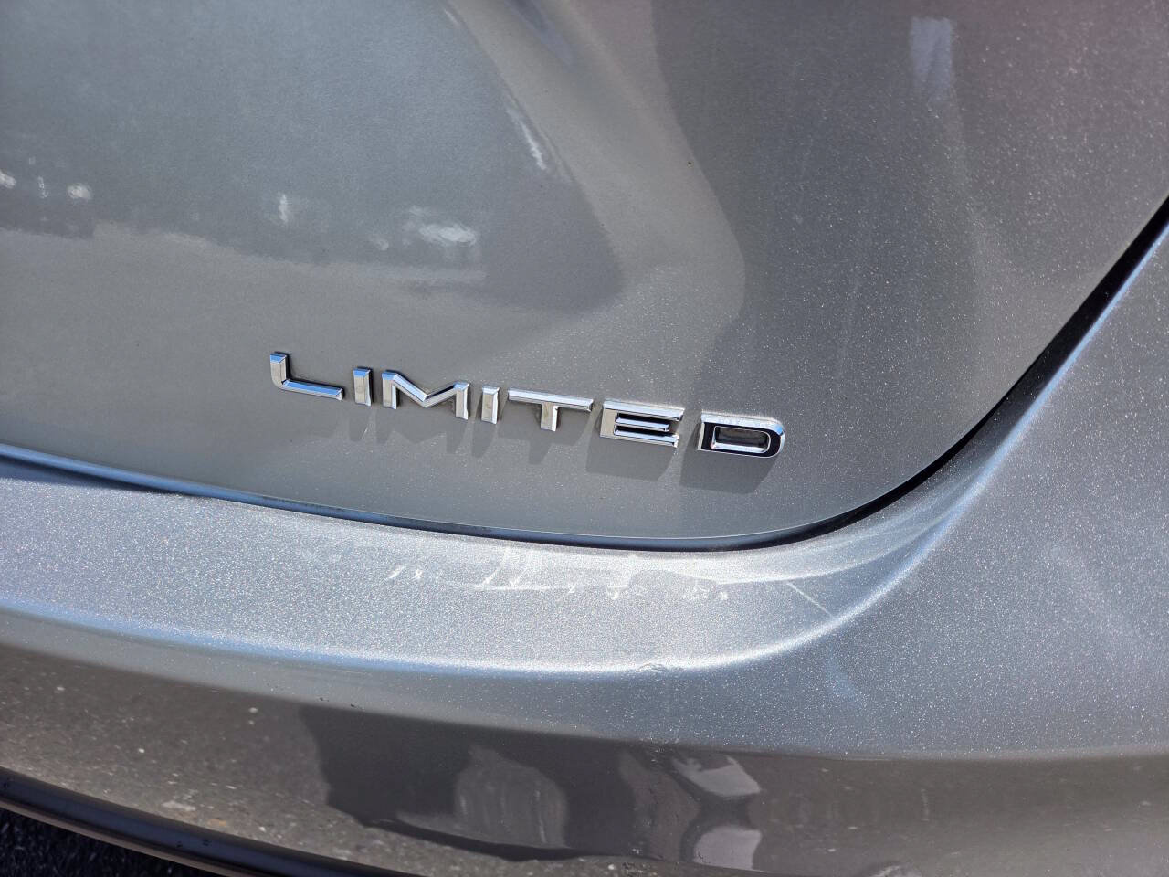 Used 2015 Toyota Avalon Limited FWD image 13