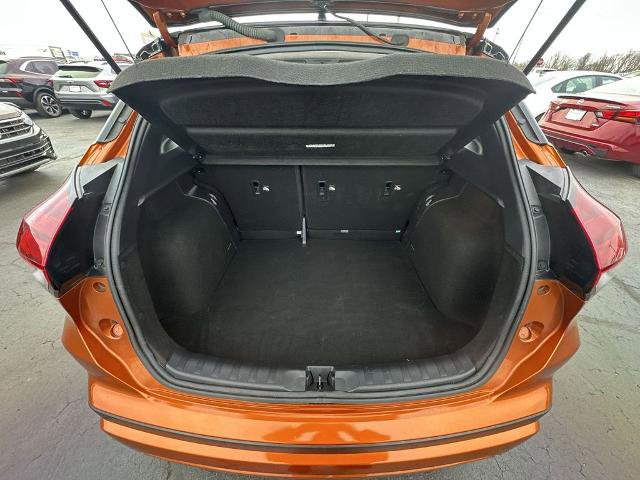 Certified 2023 Nissan Kicks SR w/ SR Premium Package FWD image 22
