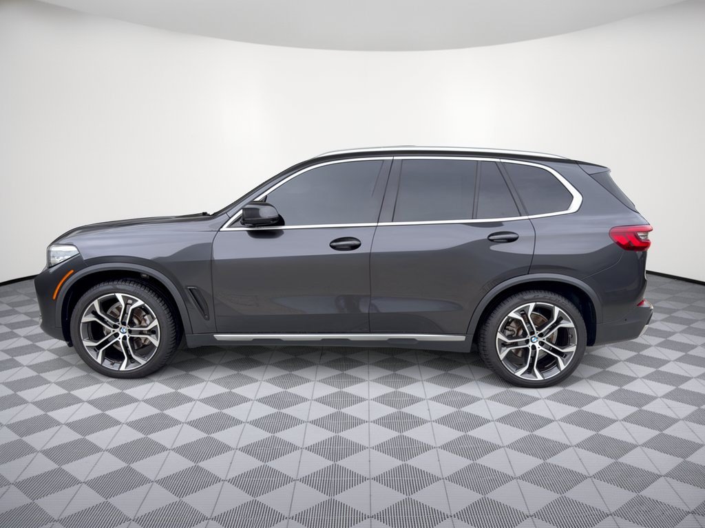 Used 2022 BMW X5 sDrive40i RWD image 2