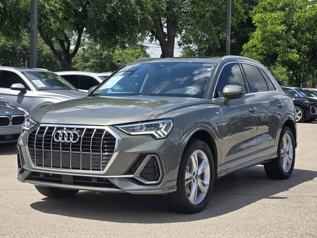 Certified 2024 Audi Q3 2.0T Premium Plus AWD/4WD image 6