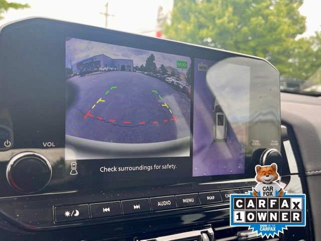 Certified 2024 Nissan Pathfinder SL w/ Black Appearance Package image 29