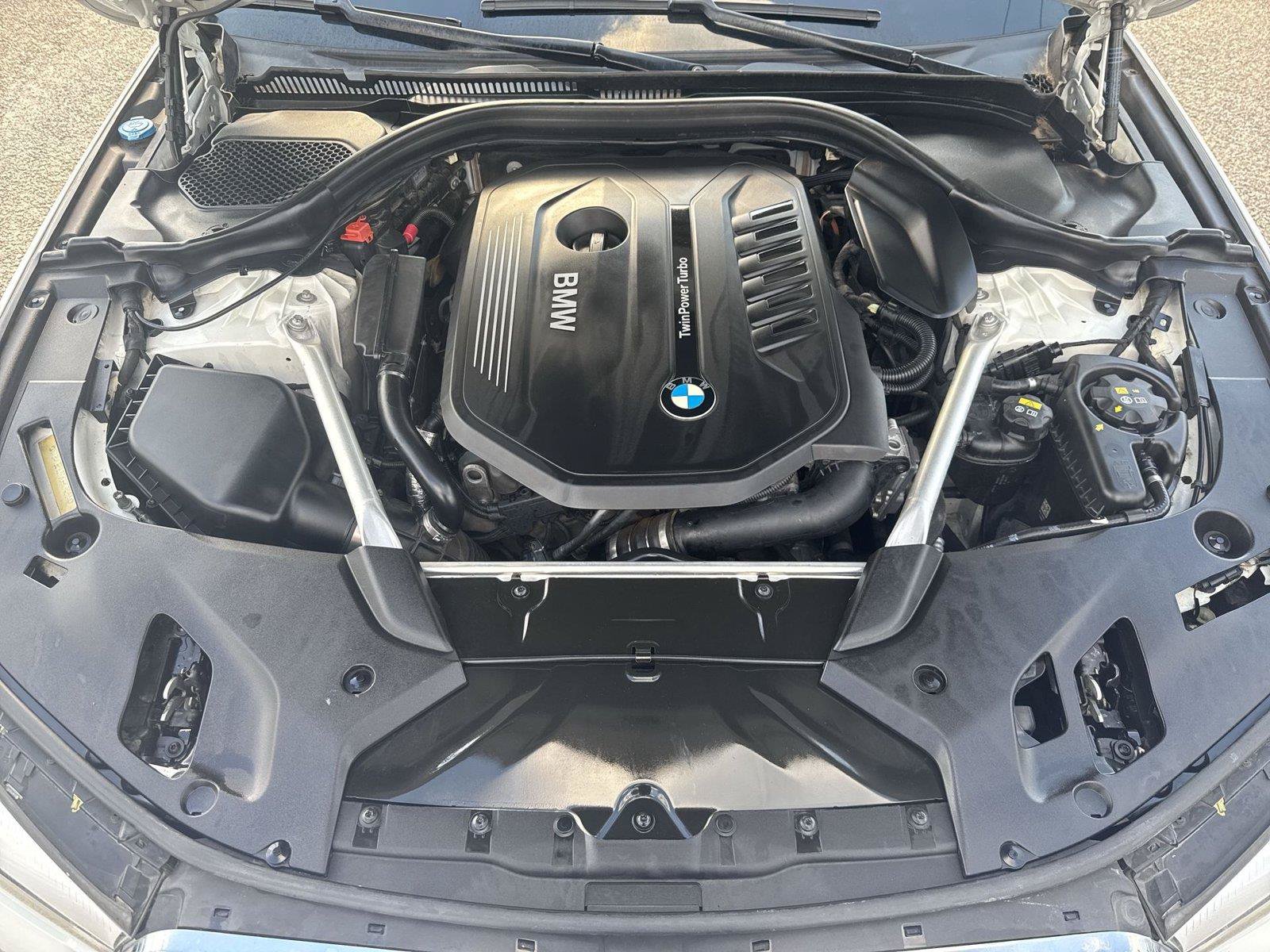 Used 2019 BMW 540i w/ Convenience Package RWD image 27