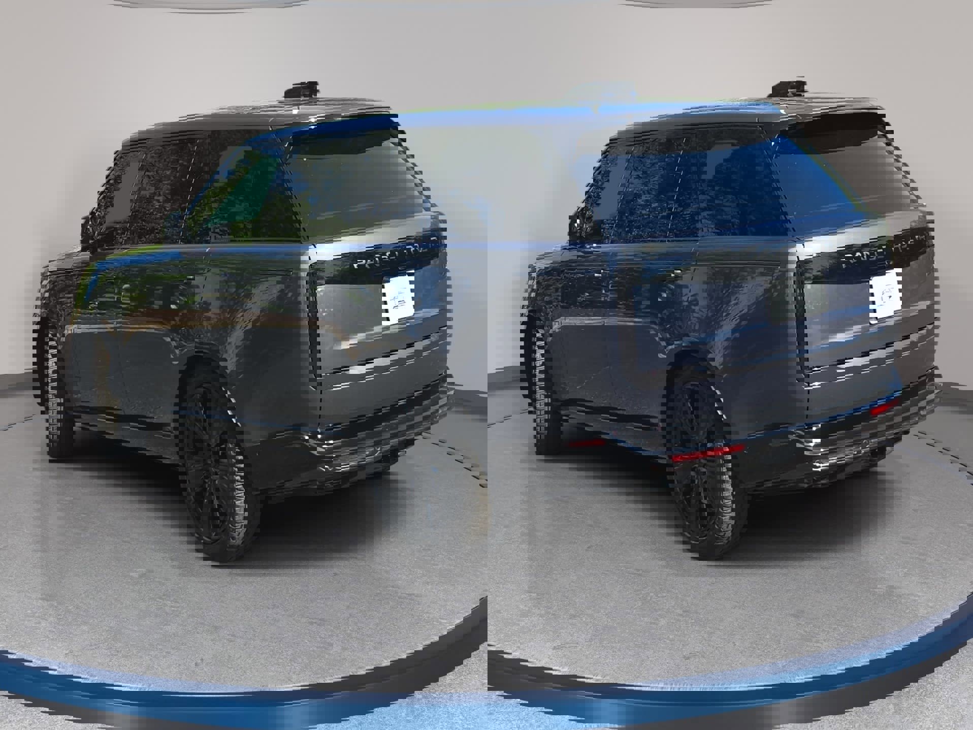 New 2026 Land Rover Range Rover Long Wheelbase SE image 7