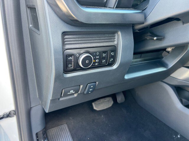 New 2026 Ford F350 Lariat AWD/4WD image 19