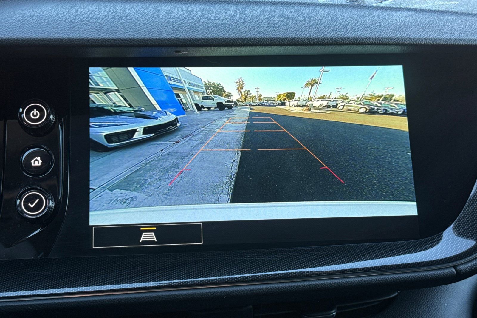 Used 2022 Buick Envision Preferred image 27