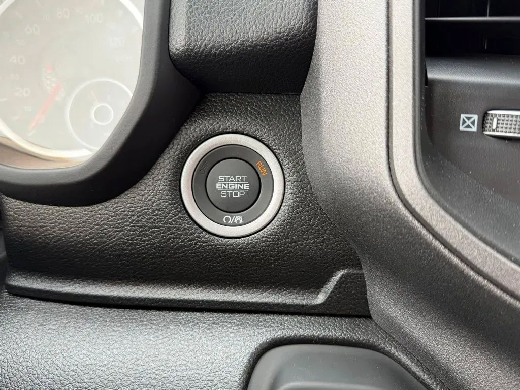 New 2026 RAM 1500 Tradesman AWD/4WD image 19