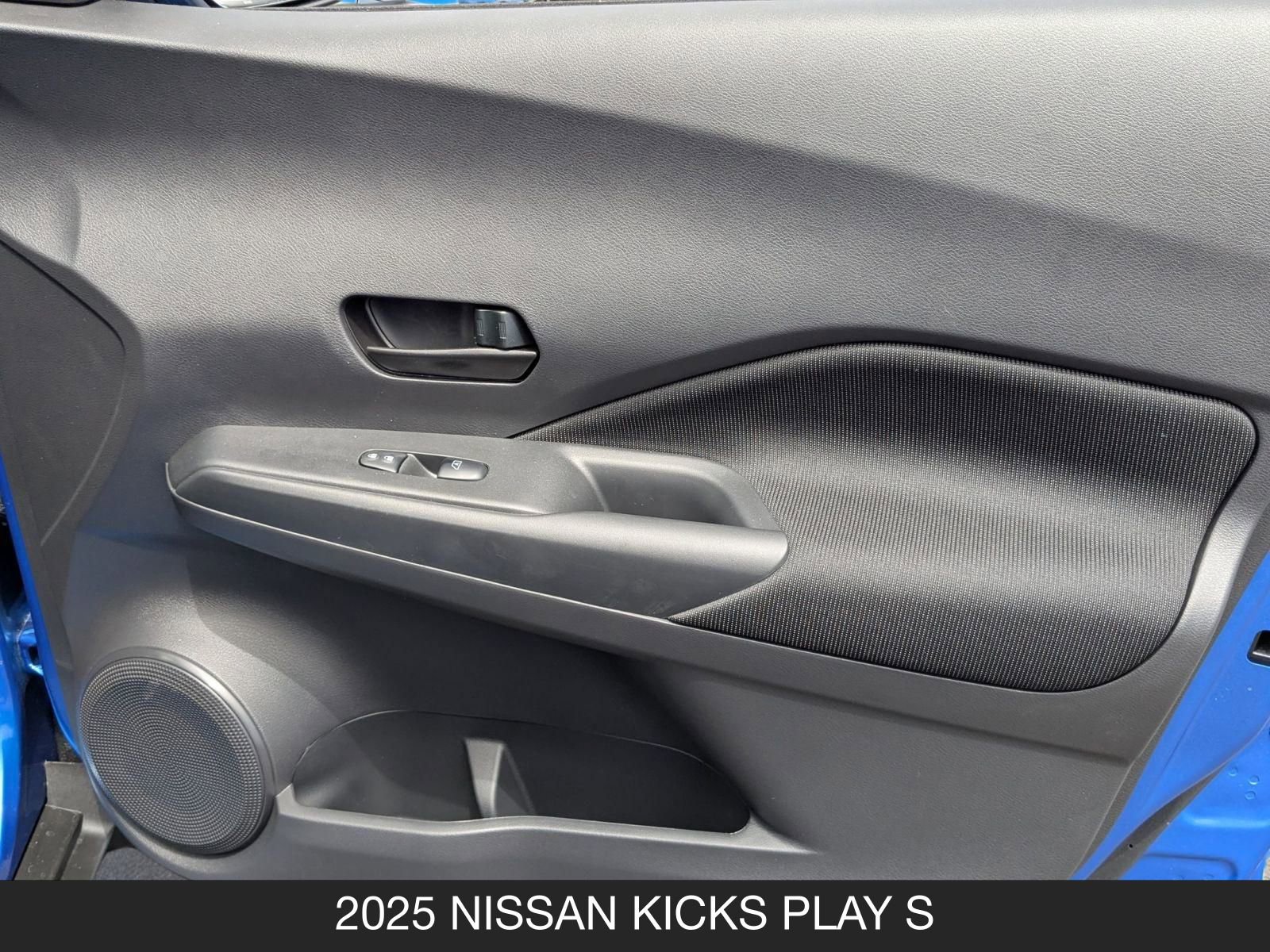 New 2025 Nissan Kicks Play S image 21