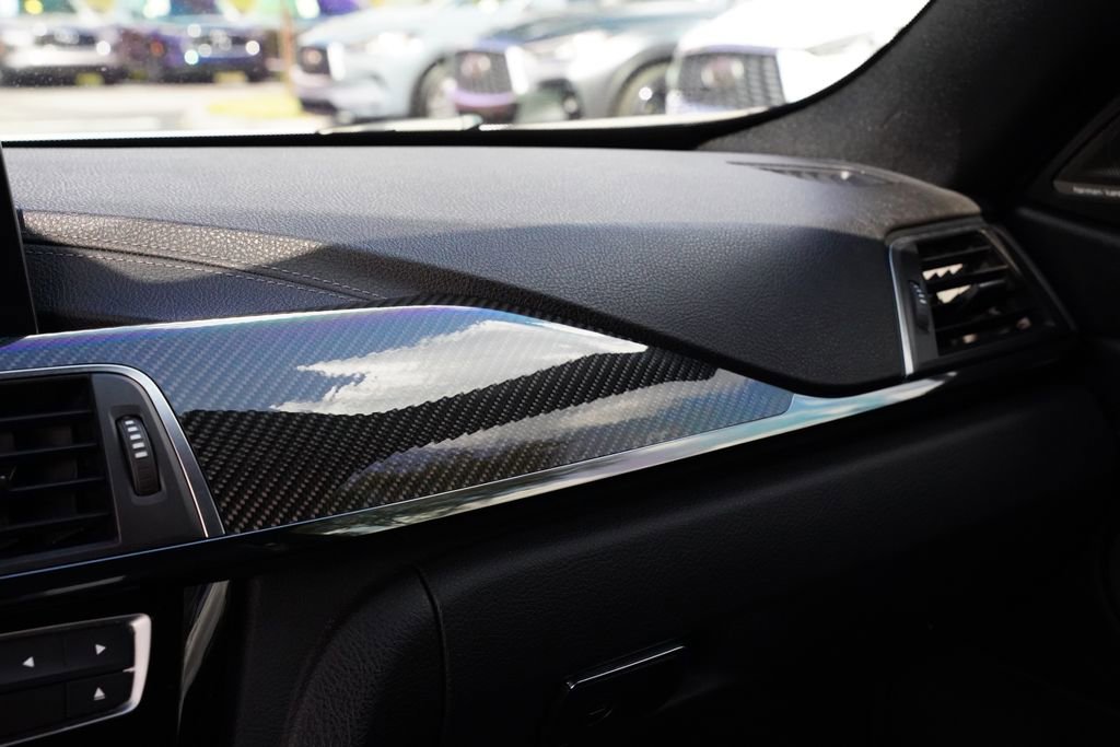 Used 2018 BMW M4 Coupe RWD image 26
