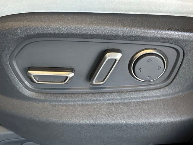 Used 2022 Rivian R1T Adventure image 13