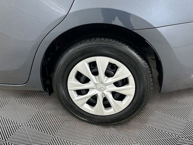 Used 2014 Toyota Corolla L image 29