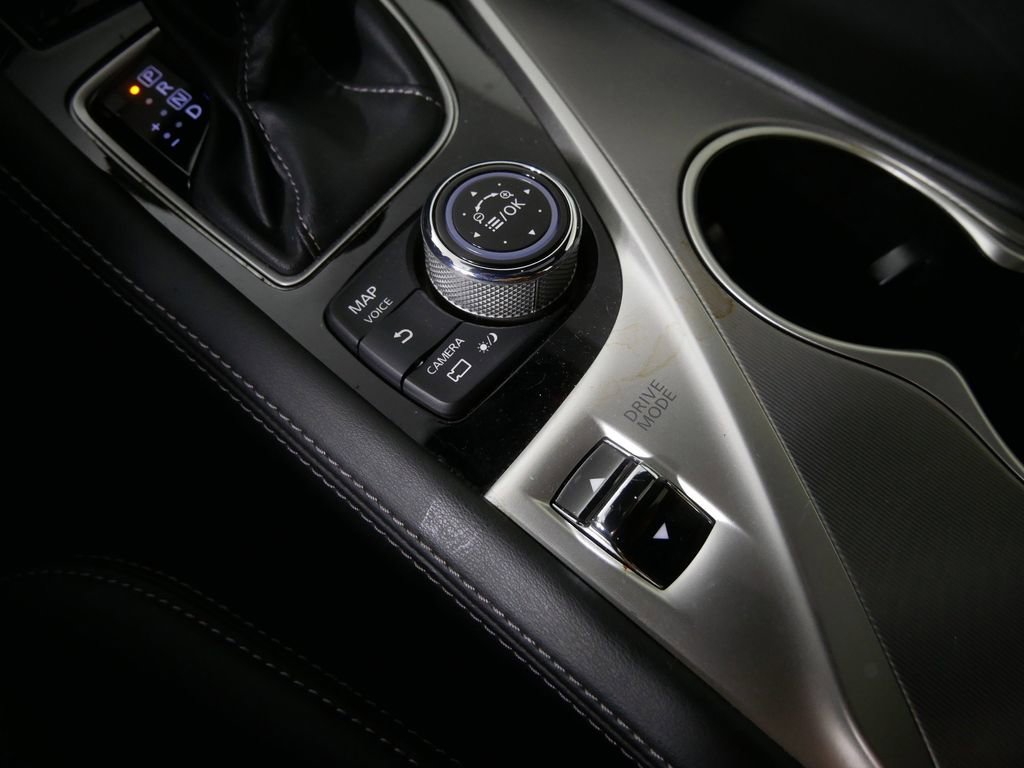 Used 2022 INFINITI Q60 3.0t Luxe w/ Essential Package image 21